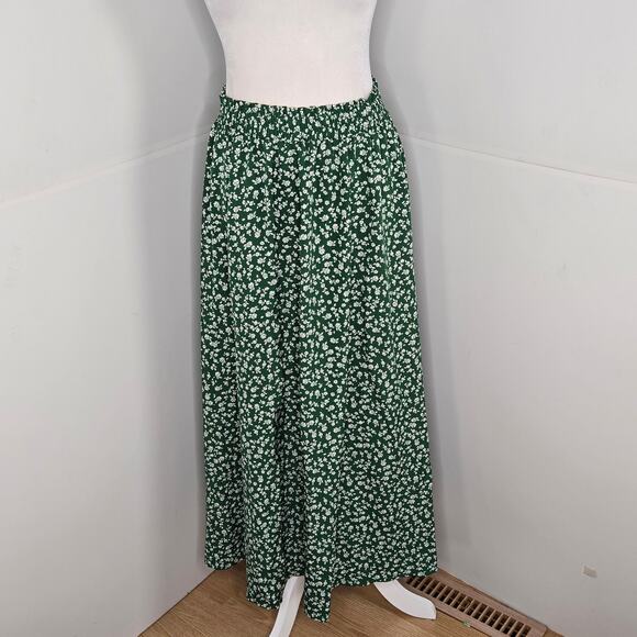 🎄 SHEIN EUC Frenchy Ditsy Floral High Waist Slit Skirt 6 green white - Picture 5 of 15